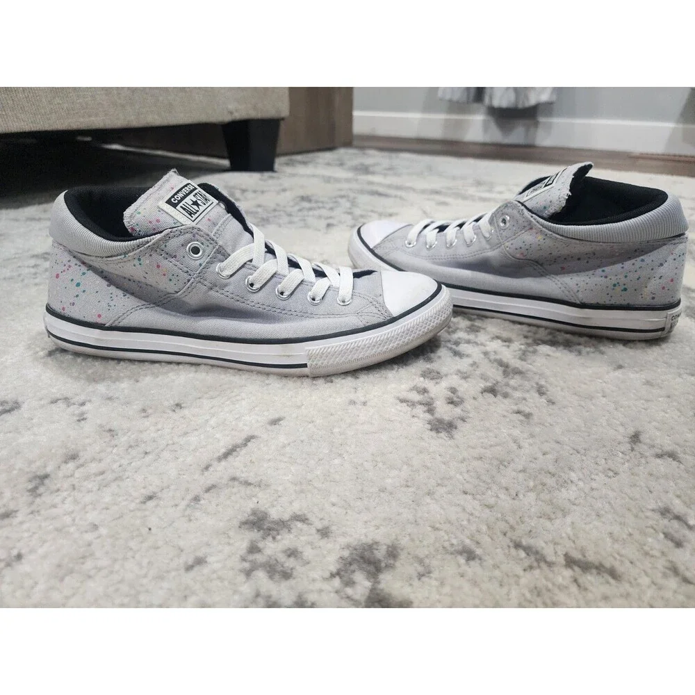 Converse Youth Sz 6 Chuck Taylor All-Star Madison Galaxy Dust Mid White Slip On